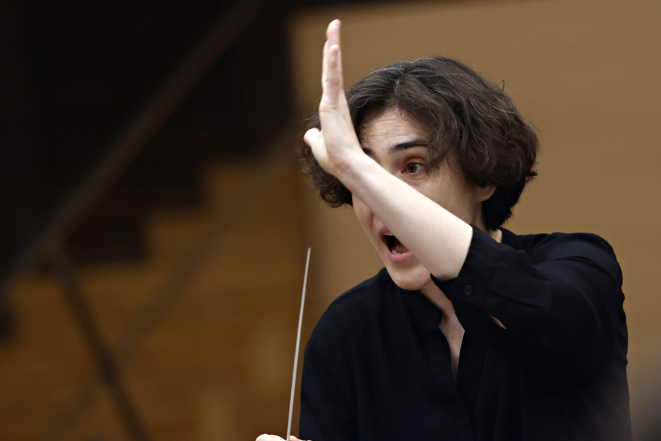 Mažena Diakun, dirigentkinja: Jezik muzike svugde je isti MDJ3765 scaled Mažena Diakun, dirigentkinja: Jezik muzike svugde je isti