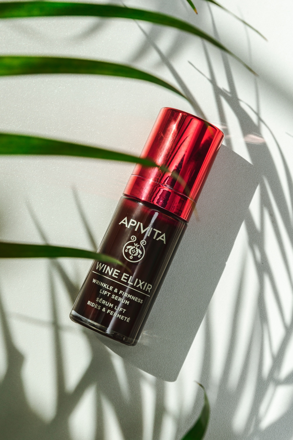 Boostuj svoju rutinu: Ovo su hidrirajući booster i anti age serumi koji će zaštititi i podmladiti tvoj kožu apivita wine elixir 1 Boostuj svoju rutinu: Ovo su hidrirajući booster i anti age serumi koji će zaštititi i podmladiti tvoj kožu