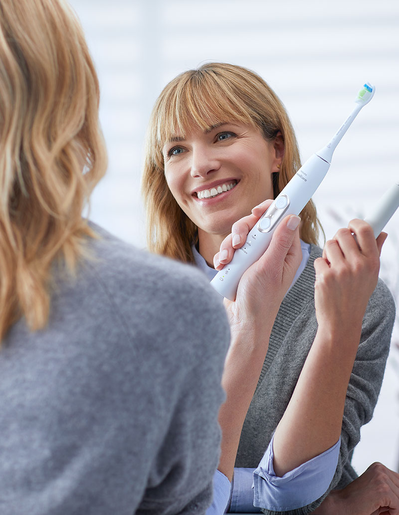 8 Sjajan i blistav osmeh na najlakši način: Predstavljamo vam Philips Sonicare električne četkice za zube