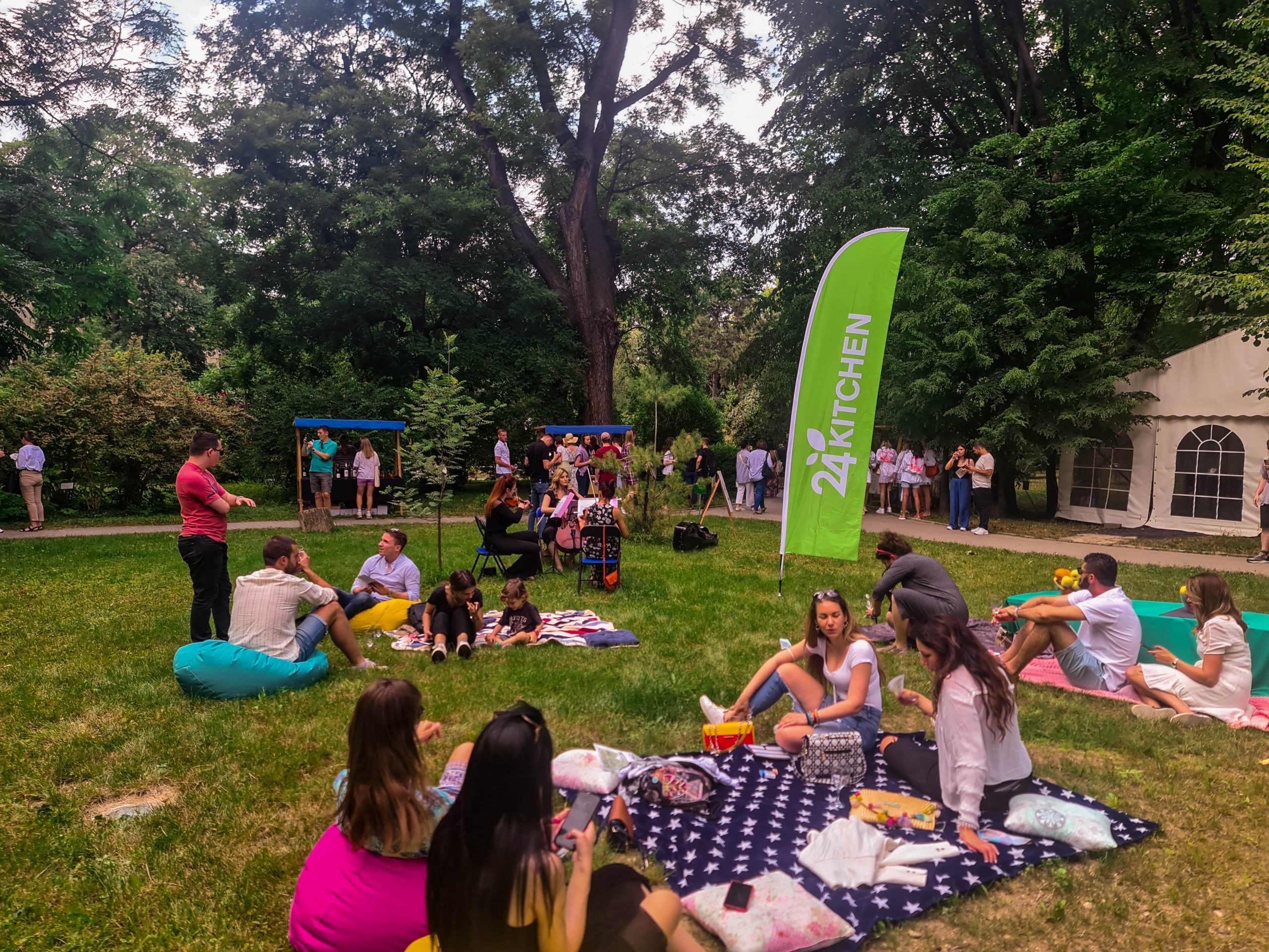24Kitchen Piknik u Bašti – iskoristite priliku da kažete zbogom letu, uz najukusnija jela i sjajnu muziku 20220611 144921 scaled 24Kitchen Piknik u Bašti – iskoristite priliku da kažete zbogom letu, uz najukusnija jela i sjajnu muziku