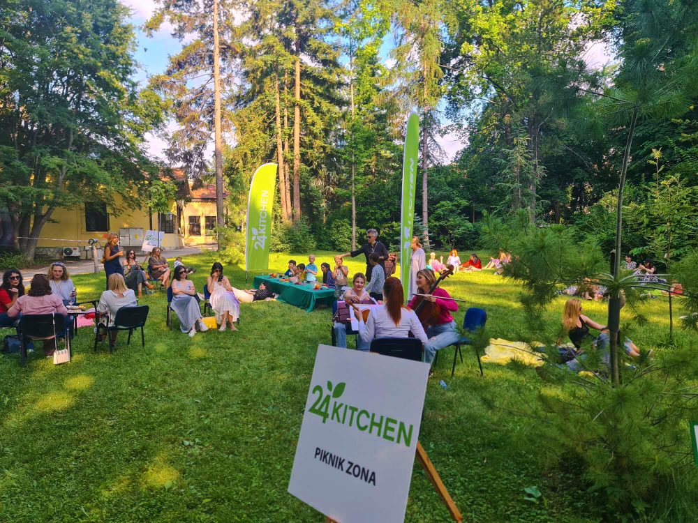 24Kitchen Piknik u Bašti – iskoristite priliku da kažete zbogom letu, uz najukusnija jela i sjajnu muziku 24k200 e1661438788328 24Kitchen Piknik u Bašti – iskoristite priliku da kažete zbogom letu, uz najukusnija jela i sjajnu muziku