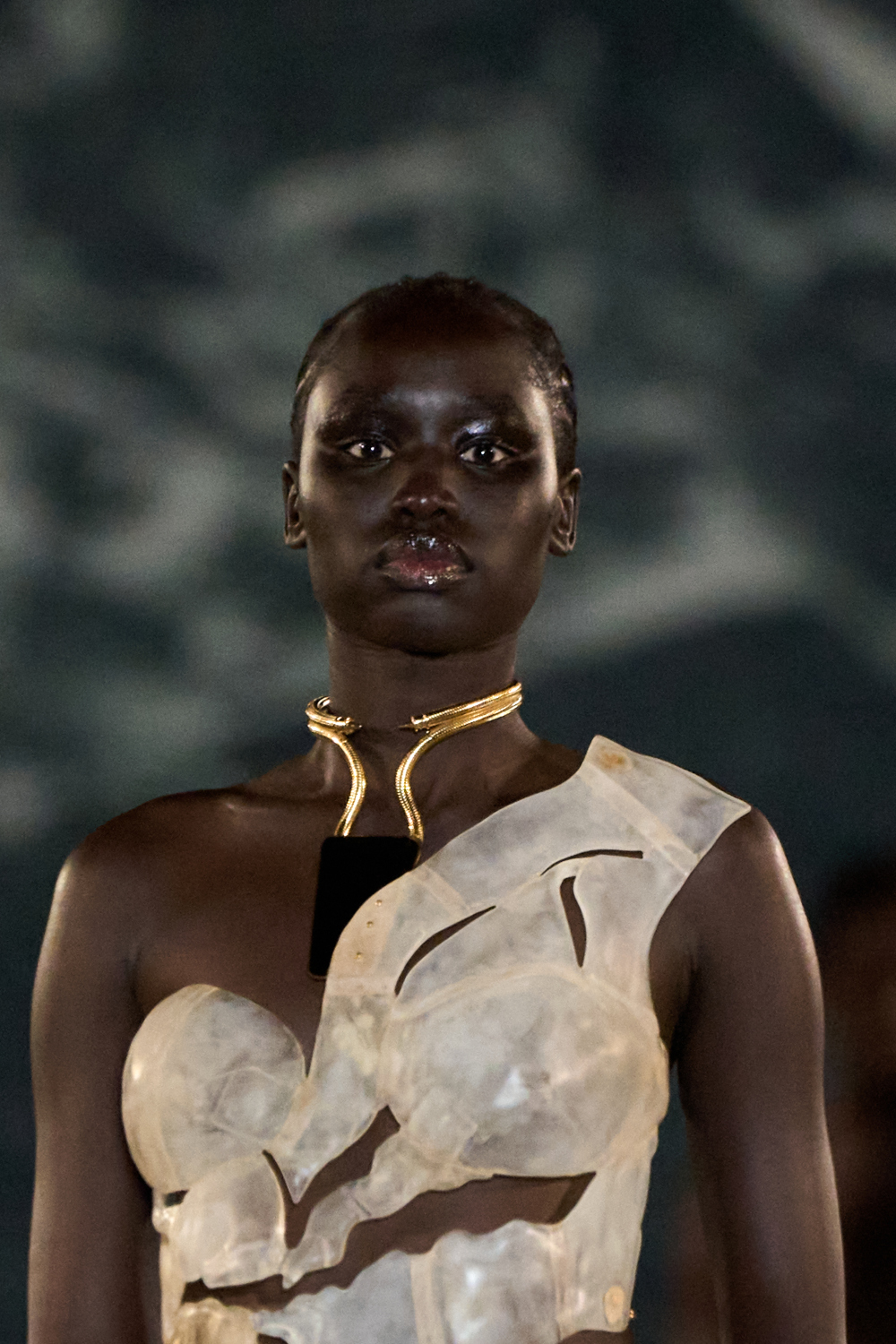 Balmain x Okhtein S23 Closeup new Attention: Okhtein x Balmain   kolaboracija na Nedelji mode u Parizu
