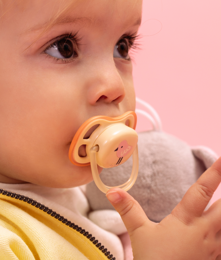 Šta je sve potrebno znati kada kupujete dudu za svoju bebu? Otkrivamo vam i predlažemo najbolje modele! Mask Group 20 Šta je sve potrebno znati kada kupujete dudu za svoju bebu? Otkrivamo vam i predlažemo najbolje modele!