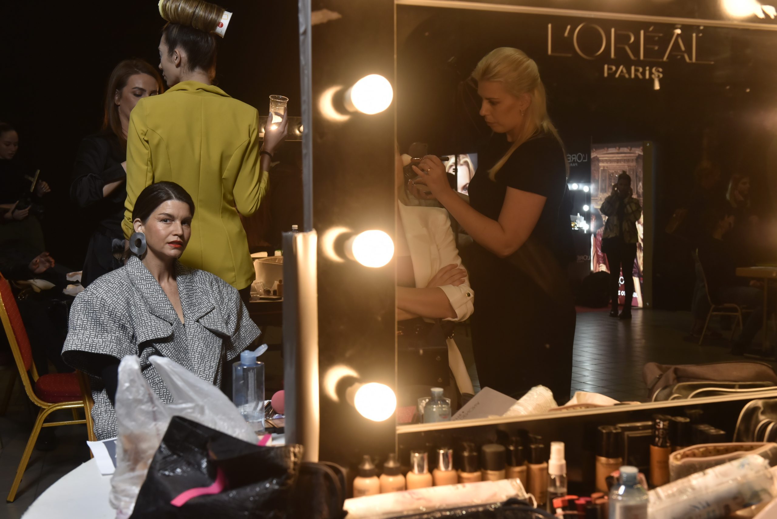 DJT7321 scaled Više od 80 domaćih dizajnera na reviji otvaranja L’Oreal Fashion Week