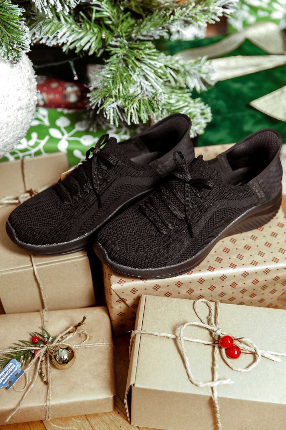 10 2 Savršeni pokloni za celu porodicu: ovo su naši favoriti iz nove Skechers kolekcije!