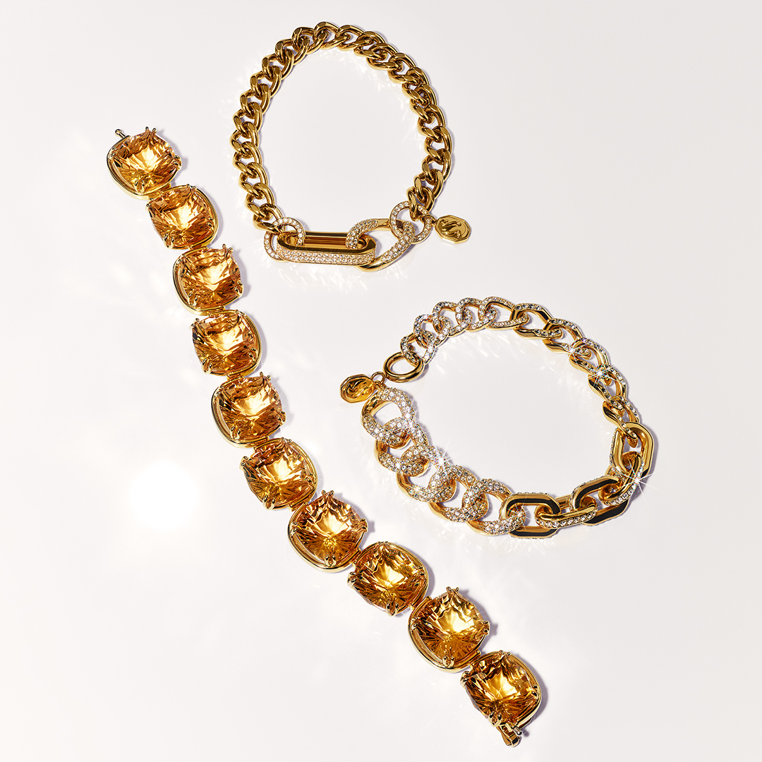 Swarovski x Bella Hadid: Ovo je nakit uz koji ćete zablistati u novogodišnjoj noći! 311738744 10158998771517647 2388447618952214877 n Swarovski x Bella Hadid: Ovo je nakit uz koji ćete zablistati u novogodišnjoj noći!