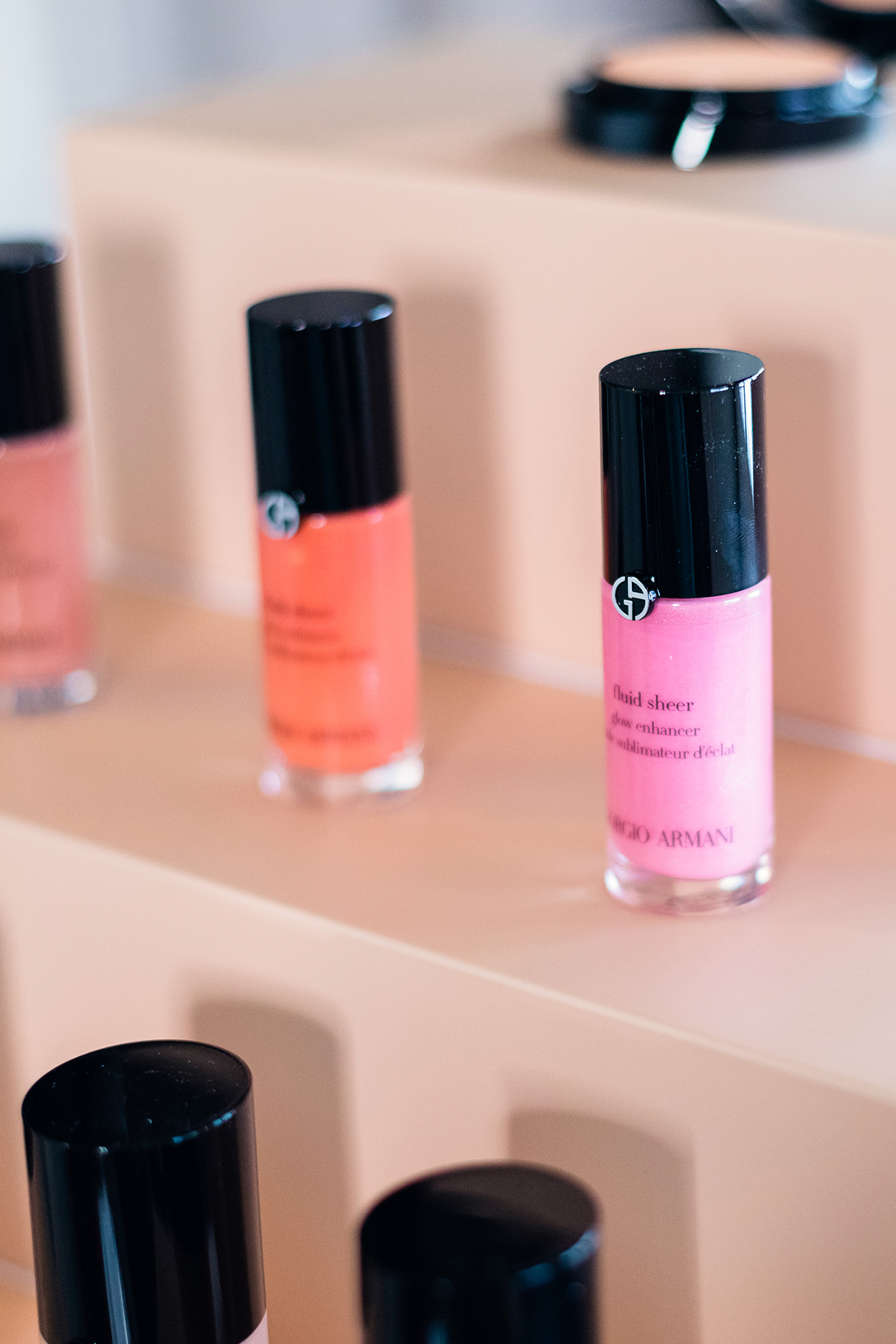 Ovo su naši beauty favoriti za kreiranje nezaboravnih prazničnih lookova! galerija 10 Ovo su naši beauty favoriti za kreiranje nezaboravnih prazničnih lookova!