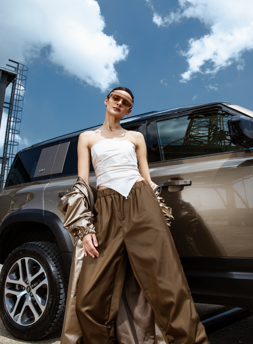 Drugo ime mu je avantura: Land Rover Defender 110 je automobil koji ste čekali Mask Group 249 1 Drugo ime mu je avantura: Land Rover Defender 110 je automobil koji ste čekali