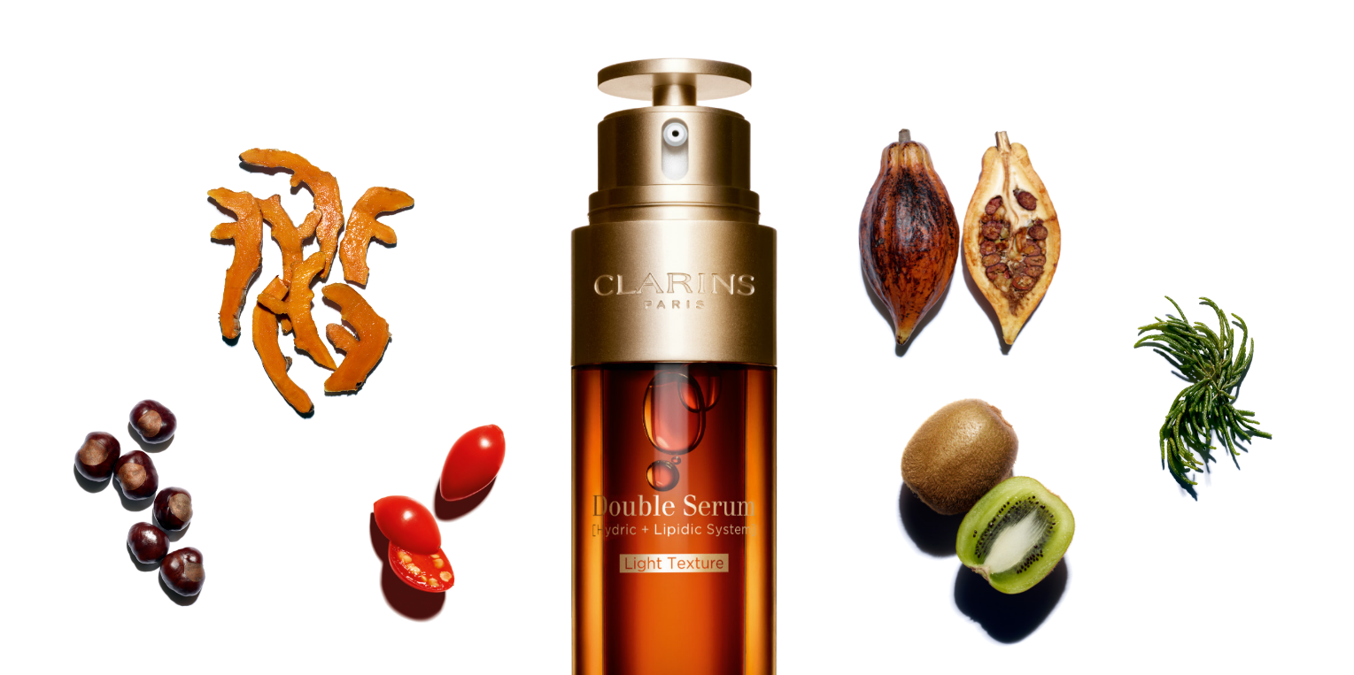 Mask Group 40 Stigla je nova, lagana formula kultnog Clarins Double seruma, a njegova tekstura idealna je za muškarce i žene, sve tipove kože, čak i za kombinovanu