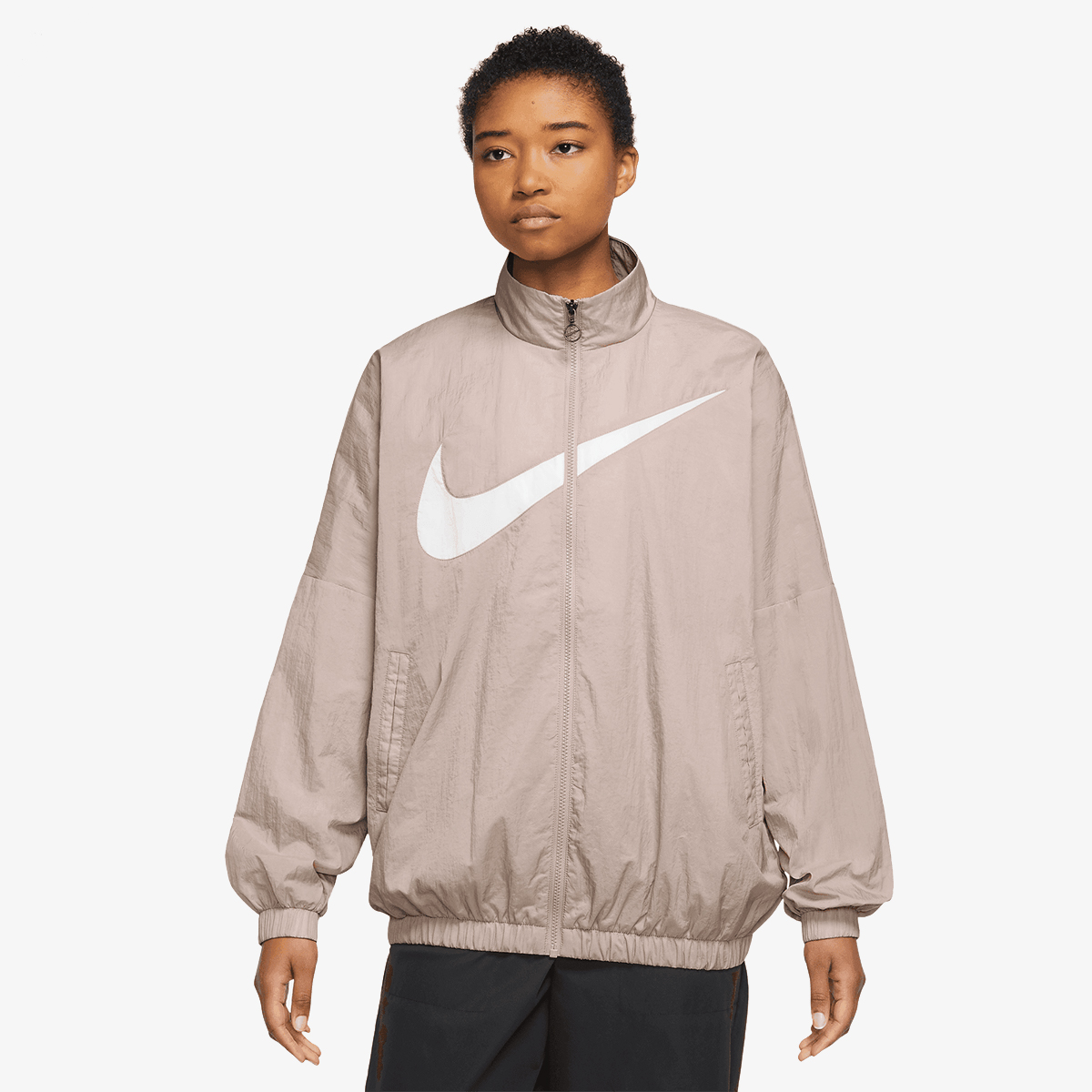 nike1 Ovo su naše omiljene prolećne jakne i mantili koje treba da isprobate