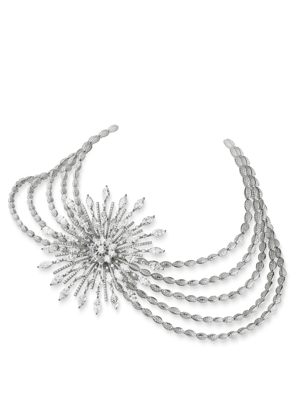 Nova Chopard kolekcija na 76. Kanskom festivalu: Pogledajte šta su nosile filmske zvezde 818798 1001 Red Carpet Collection Nova Chopard kolekcija na 76. Kanskom festivalu: Pogledajte šta su nosile filmske zvezde
