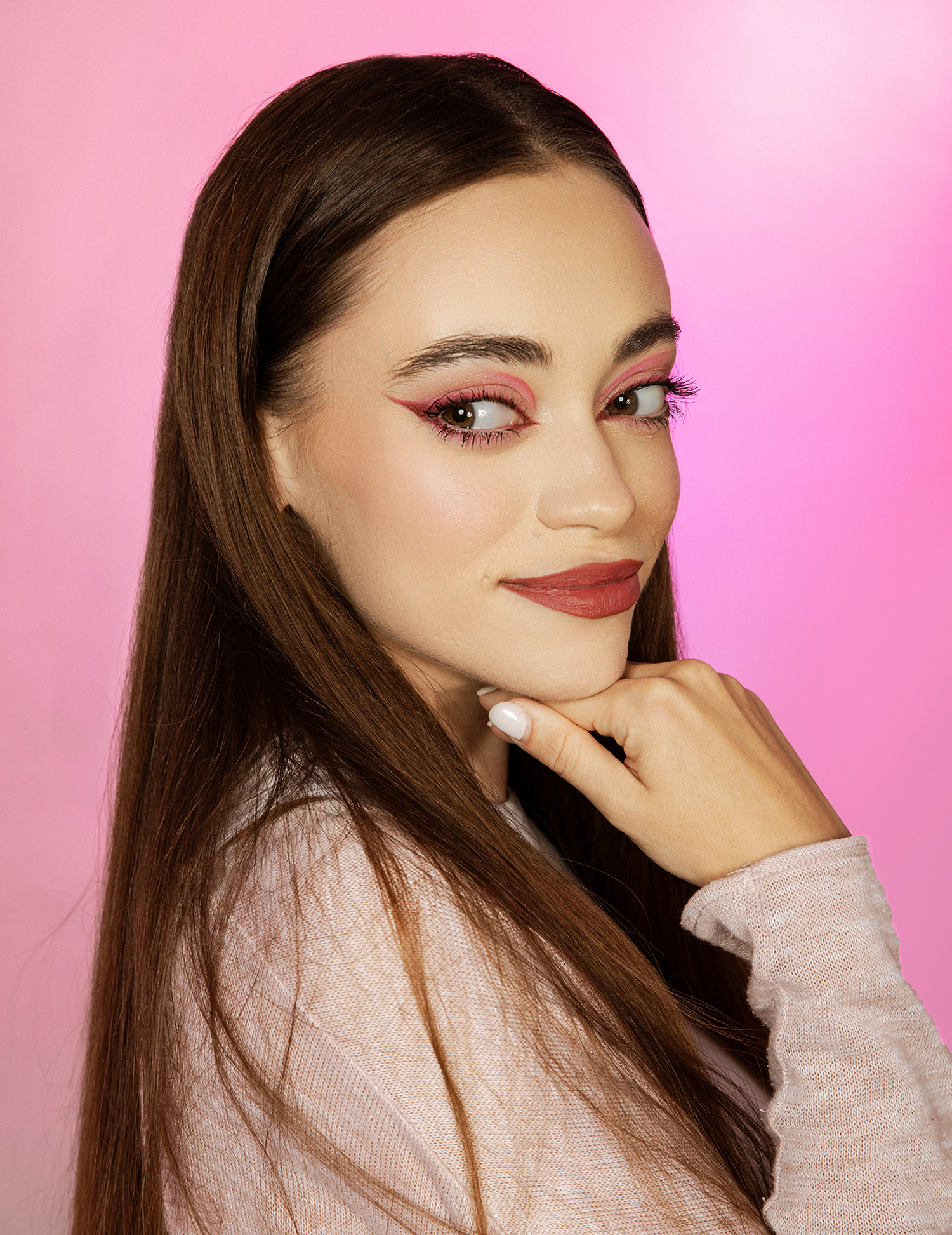 389A4681 2 Unesite boje leta u svoj <i>makeup</i>: Otkrijte naše omiljene proizvode za šarene i zabavne <i>lookove</i>