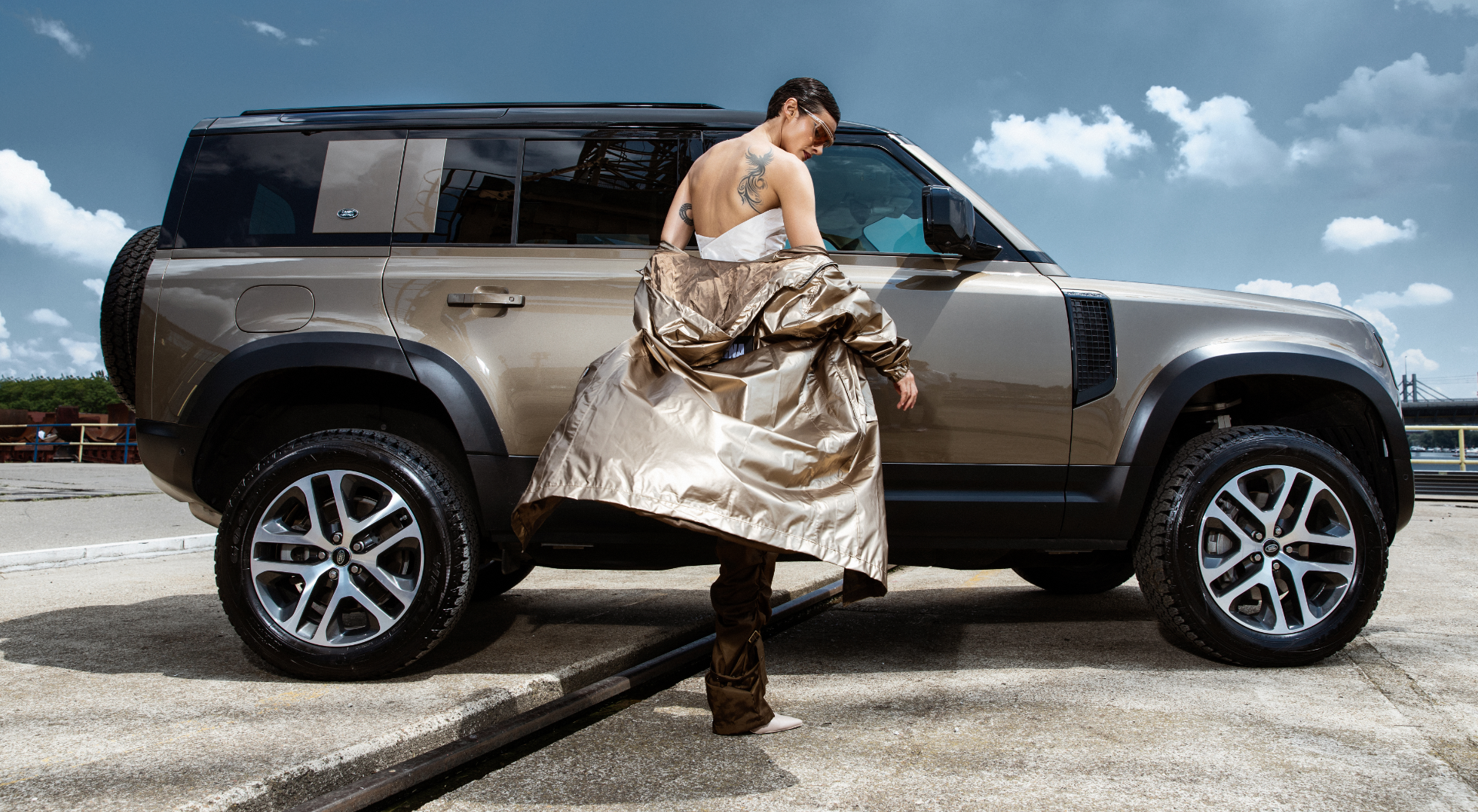 Drugo ime mu je avantura: Land Rover Defender 110 je automobil koji ste čekali Mask Group 248 Drugo ime mu je avantura: Land Rover Defender 110 je automobil koji ste čekali
