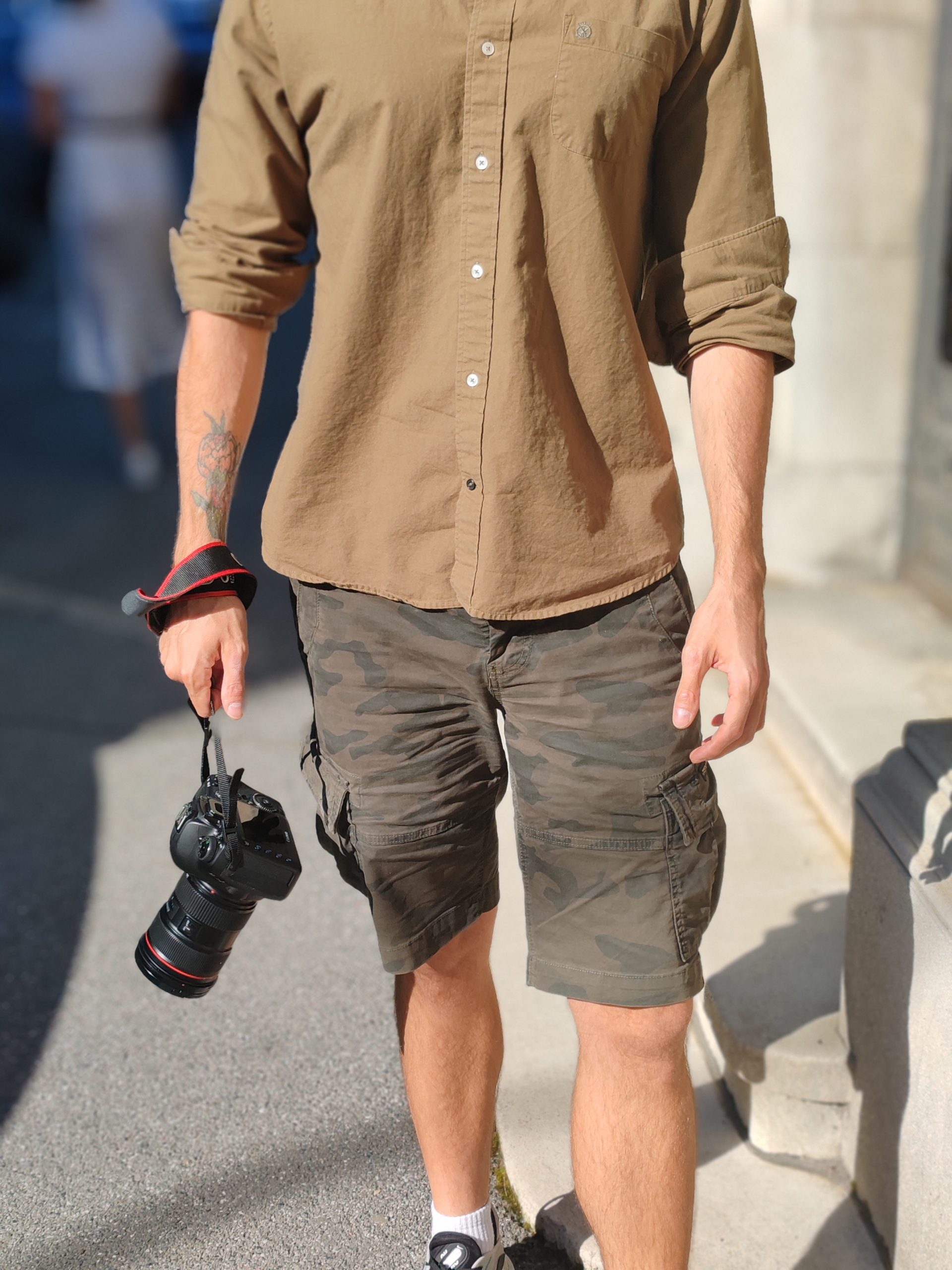 IMG 20230731 170028 scaled #WHOWANNABEWEARS:</br>Ovo su stilski trikovi za letnje stajlinge, a otkrivamo i kako smo ih fotkali