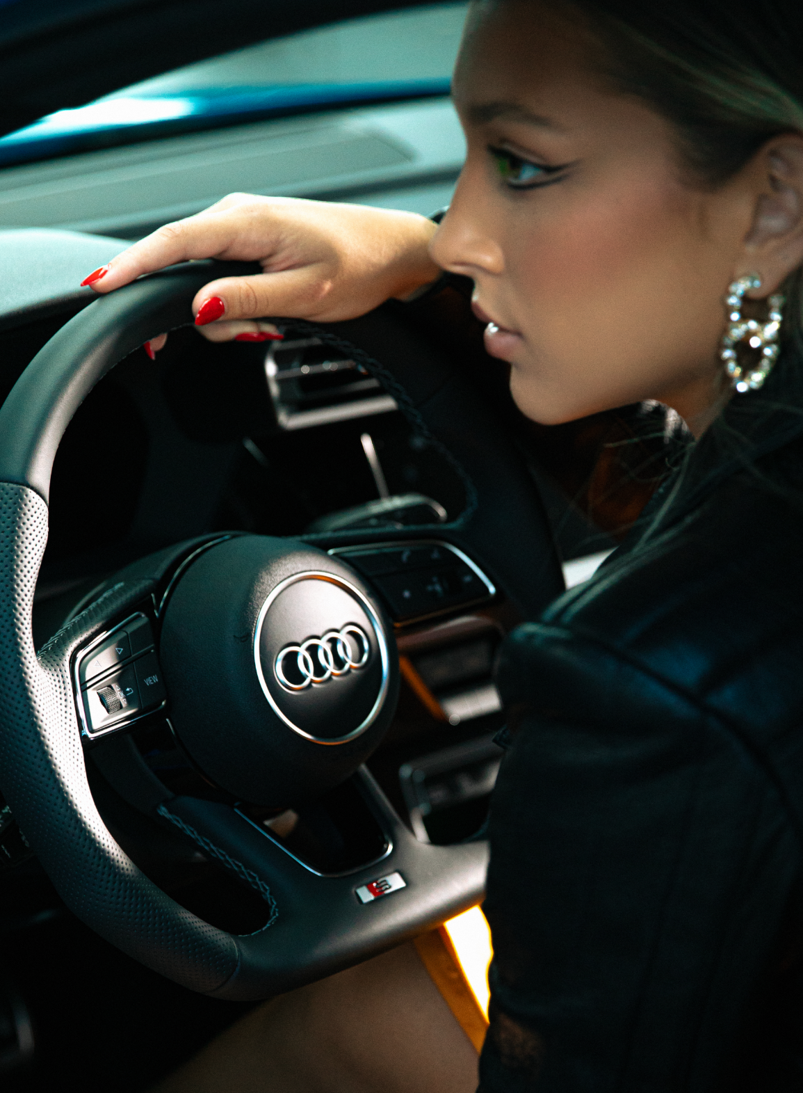 Kad se spoje sport i elegancija: Audi S3 serija je nikad impresivnija, a evo i zašto Mask Group 252 Kad se spoje sport i elegancija: Audi S3 serija je nikad impresivnija, a evo i zašto