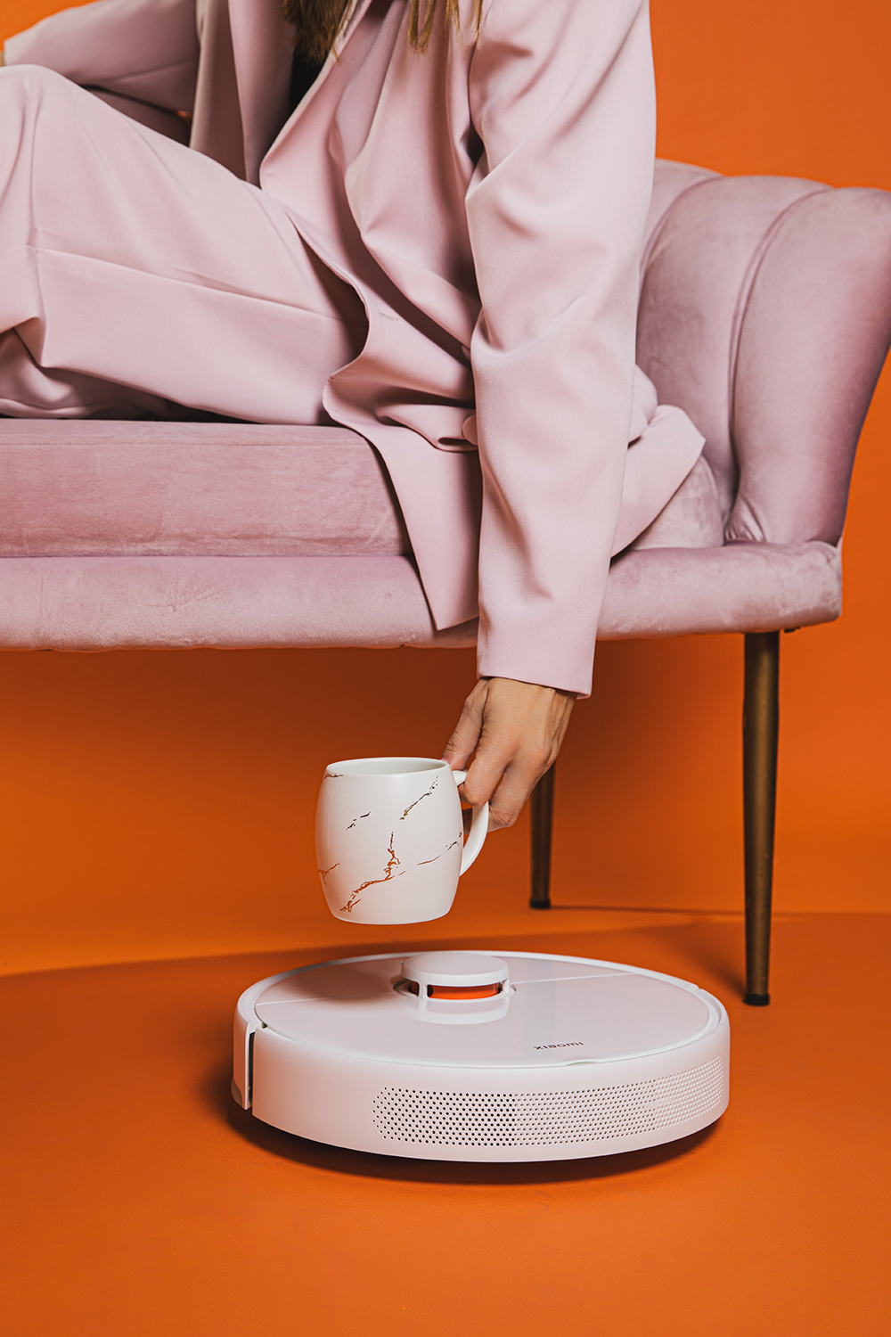 Efikasno čisti, savršeno sluša i nikad se ne žali: Kako je Xiaomi robot usisivač Mop X10 postao omiljeni kolega WANNABE tima 389A9652 4 Efikasno čisti, savršeno sluša i nikad se ne žali: Kako je Xiaomi robot usisivač Mop X10 postao omiljeni kolega WANNABE tima