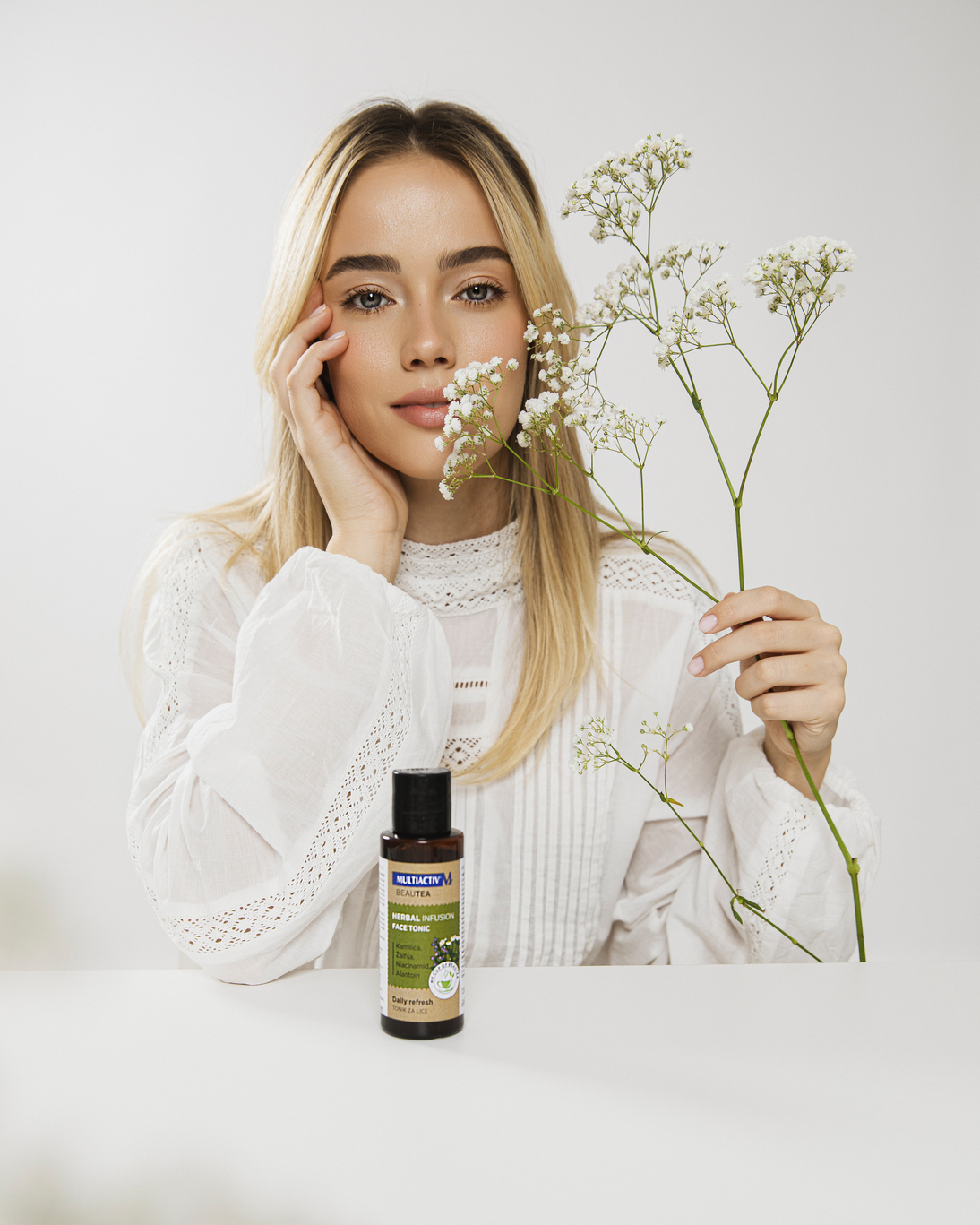 Šta je u našem Multiactiv beauty neseseru: Otkrijte najmoćnije proizvode kozmetike koja traje 25 godina 389A7536 Šta je u našem Multiactiv beauty neseseru: Otkrijte najmoćnije proizvode kozmetike koja traje 25 godina
