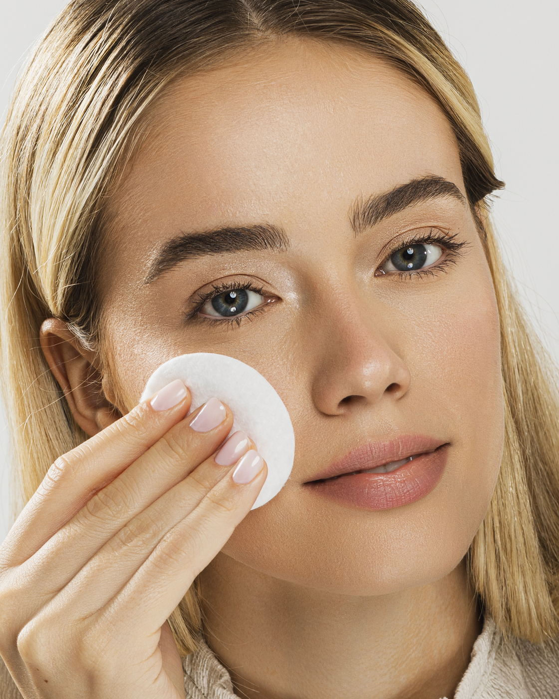 Šta je u našem Multiactiv beauty neseseru: Otkrijte najmoćnije proizvode kozmetike koja traje 25 godina 389A7712 Šta je u našem Multiactiv beauty neseseru: Otkrijte najmoćnije proizvode kozmetike koja traje 25 godina