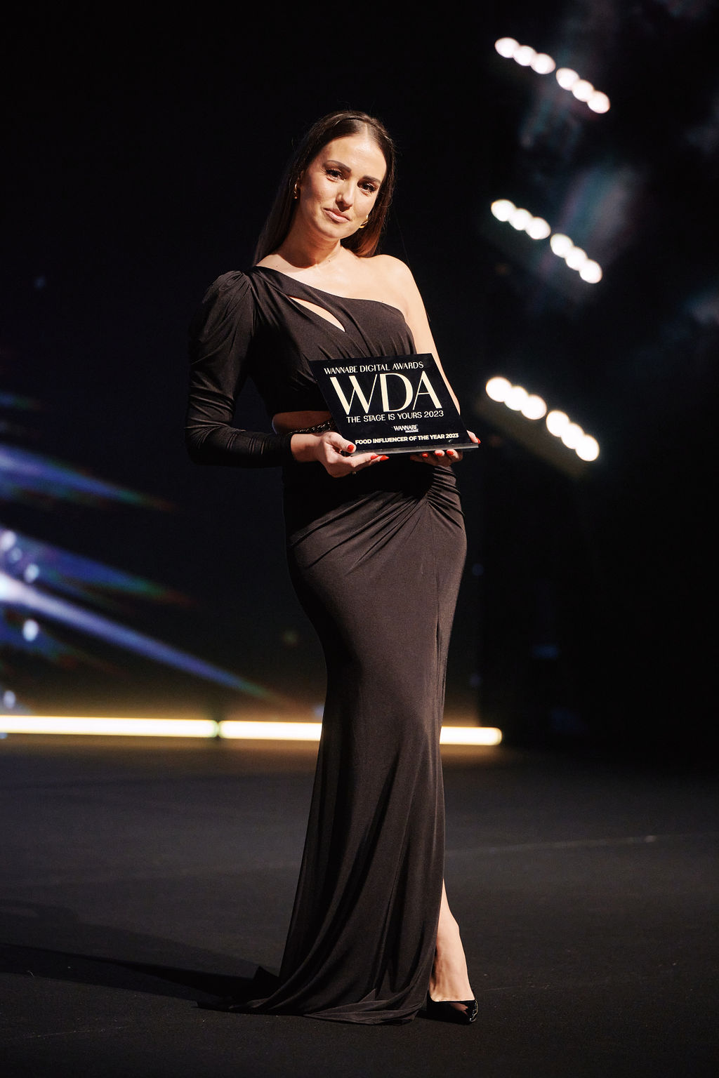 WANNABE DIGITAL AWARDS: THE STAGE IS YOURS 2023 Ovo su svi pobednici glamurozne večeri koja je okupila najbolje influensere regiona Maja Gojic WANNABE DIGITAL AWARDS: THE STAGE IS YOURS 2023 Ovo su svi pobednici glamurozne večeri koja je okupila najbolje influensere regiona
