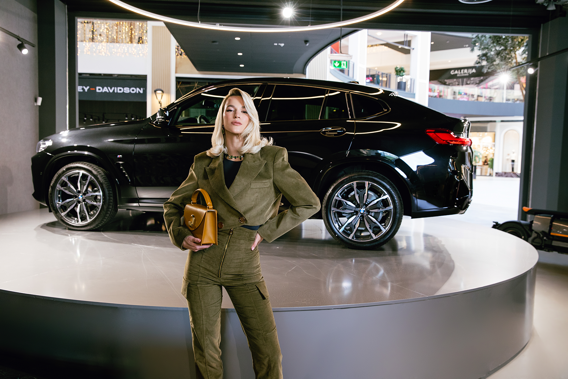 389A7013 2 Uplovite u BMW svet luksuza: Revolucija, avantura ili hedonizam   šta je vaš izbor?