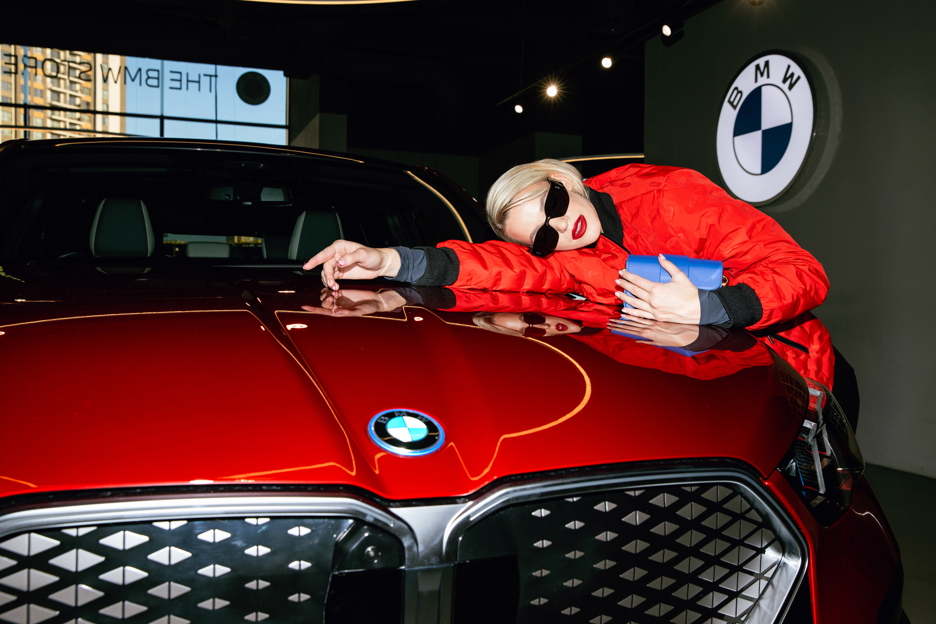 389A7302 Uplovite u BMW svet luksuza: Revolucija, avantura ili hedonizam   šta je vaš izbor?