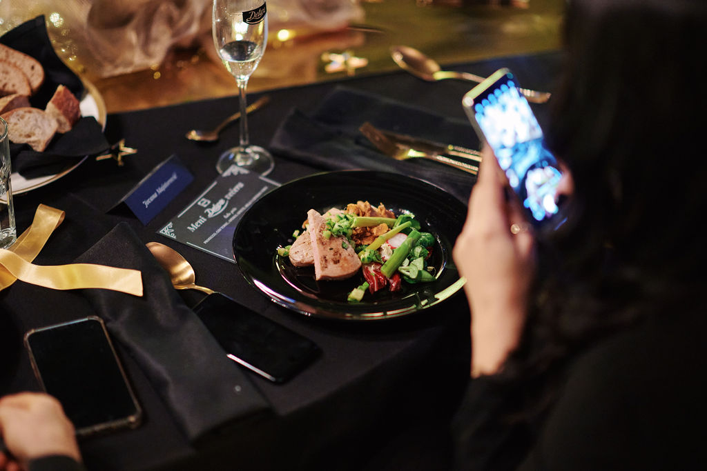 WANNABE MAGAZINE x Lidl Srbija Deluxe Magic Dinner: Pokrenuli smo prazničnu euforiju na večeri prepunoj iznenađenja i čarobnih ukusa CAR 9397 WANNABE MAGAZINE x Lidl Srbija Deluxe Magic Dinner: Pokrenuli smo prazničnu euforiju na večeri prepunoj iznenađenja i čarobnih ukusa