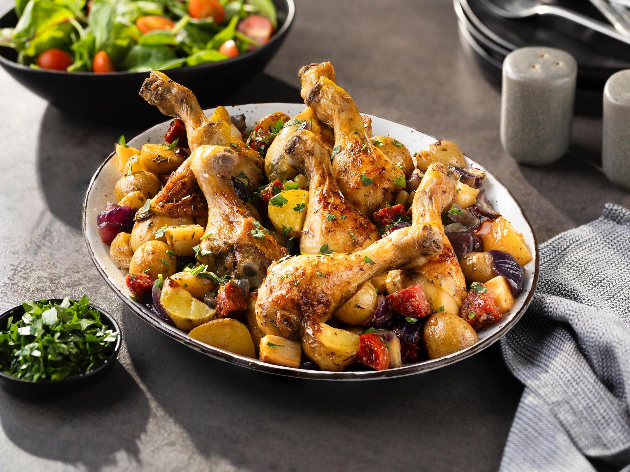 spanish chicken Najbolji frajer u vašoj kuhinji: Sprema najukusnije, zdrave obroke, brzo i sa minimalno nereda   ko je on?