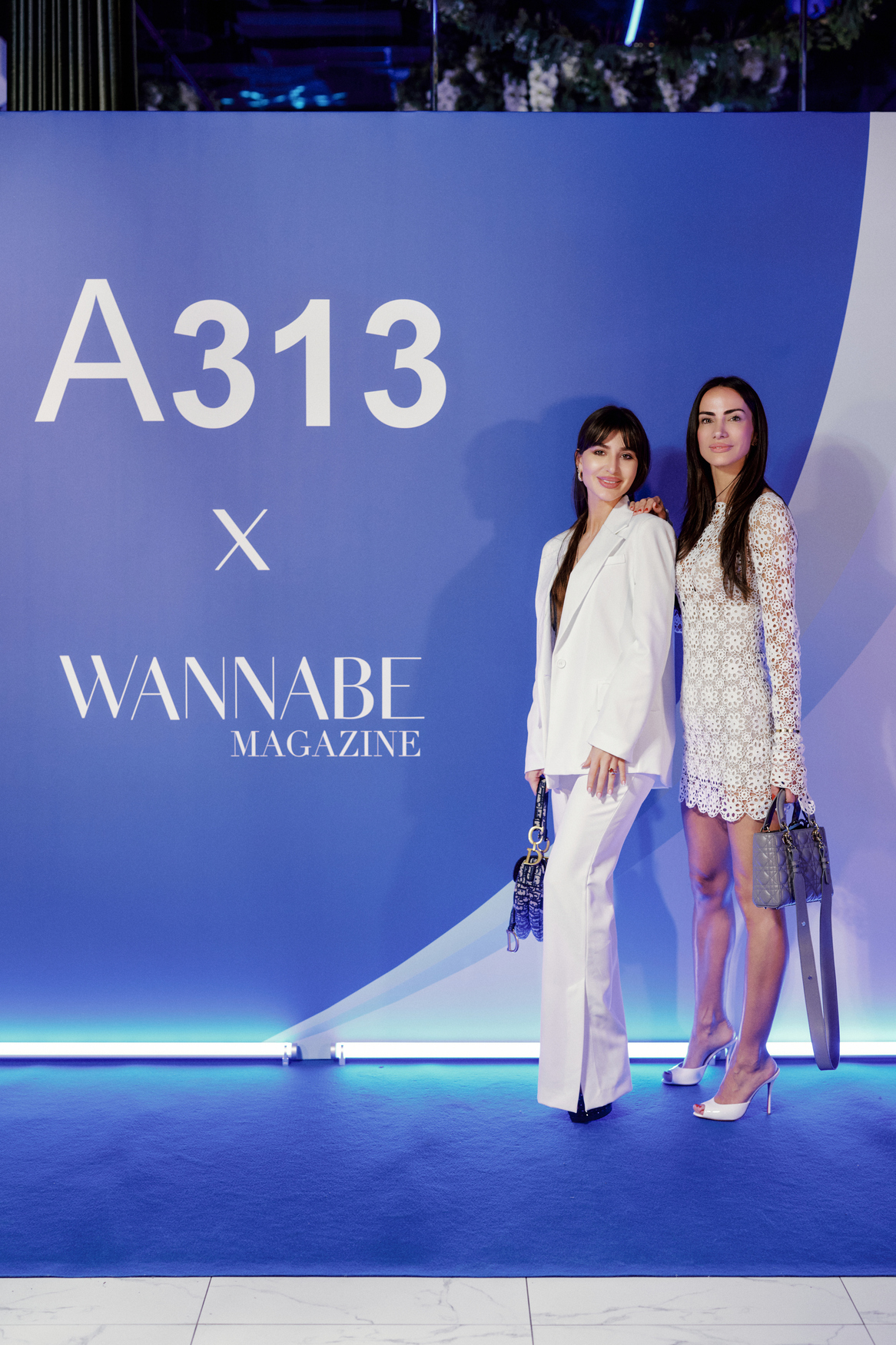 CAR 1434 WANNABE MAGAZINE x A313: Iza nas je veče ispunjeno druženjem i dobrim provodom   otkrijte najbolje čuvanu francusku beauty tajnu