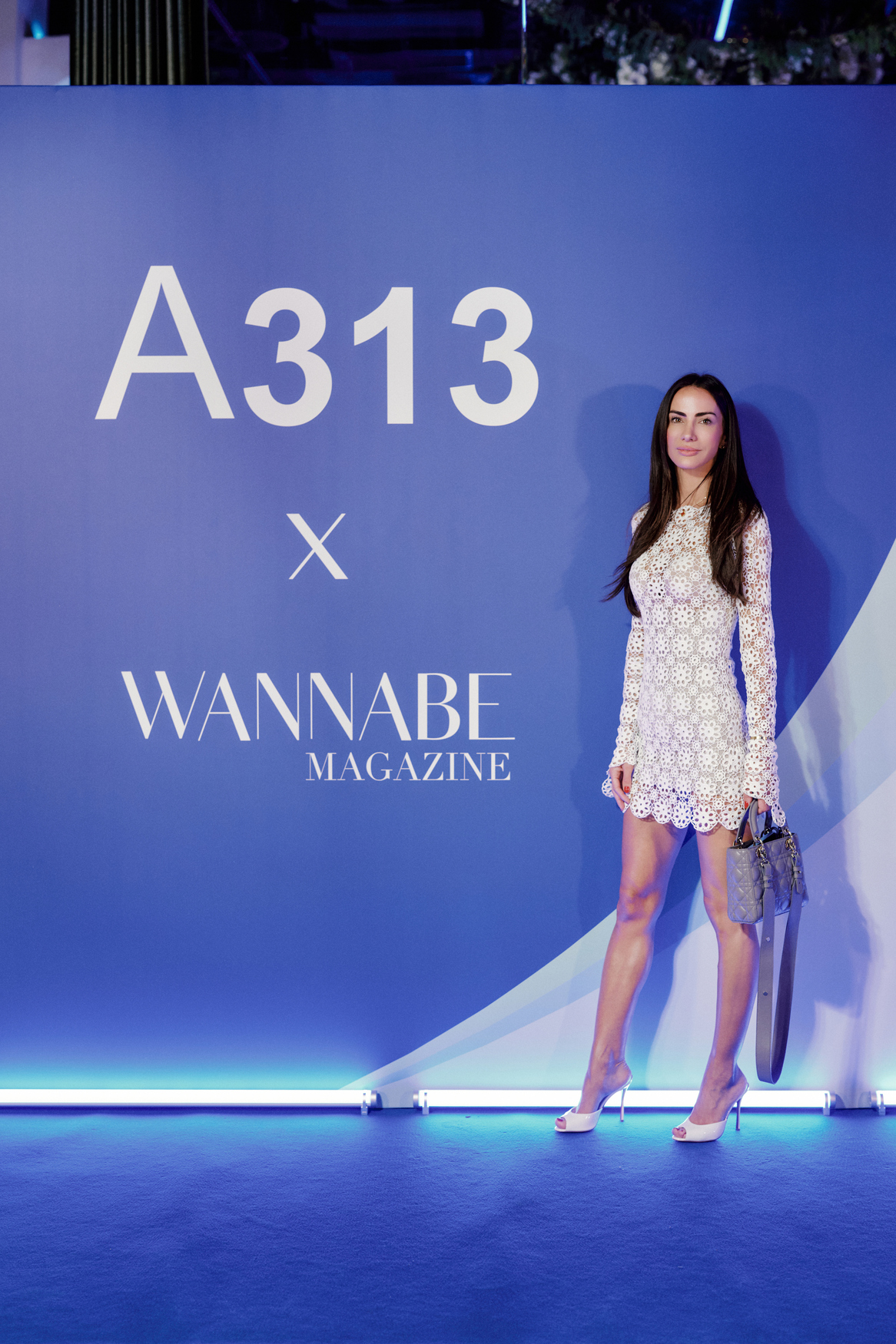 CAR 1493 WANNABE MAGAZINE x A313: Iza nas je veče ispunjeno druženjem i dobrim provodom   otkrijte najbolje čuvanu francusku beauty tajnu