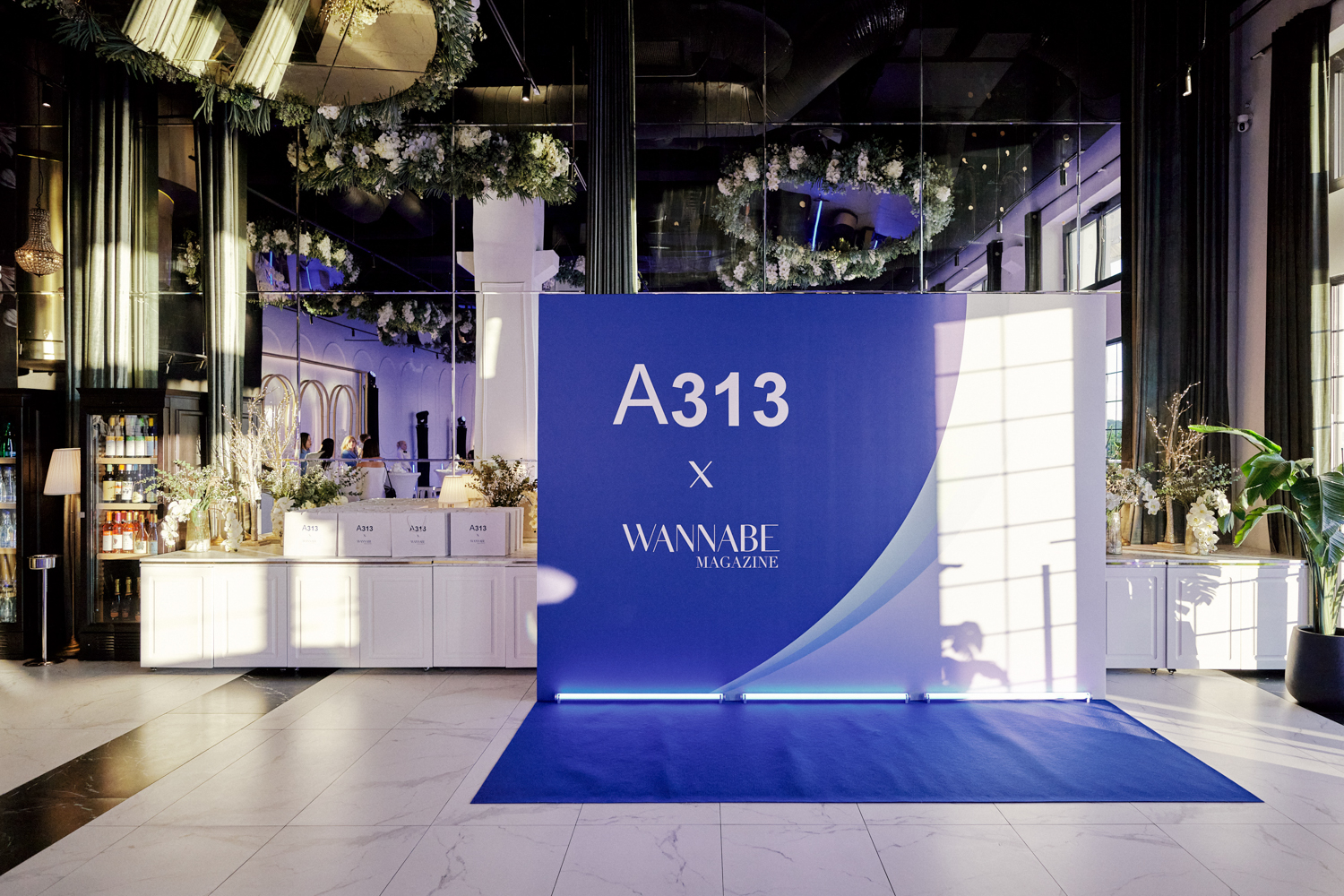 CAR 9221 1 WANNABE MAGAZINE x A313: Iza nas je veče ispunjeno druženjem i dobrim provodom   otkrijte najbolje čuvanu francusku beauty tajnu