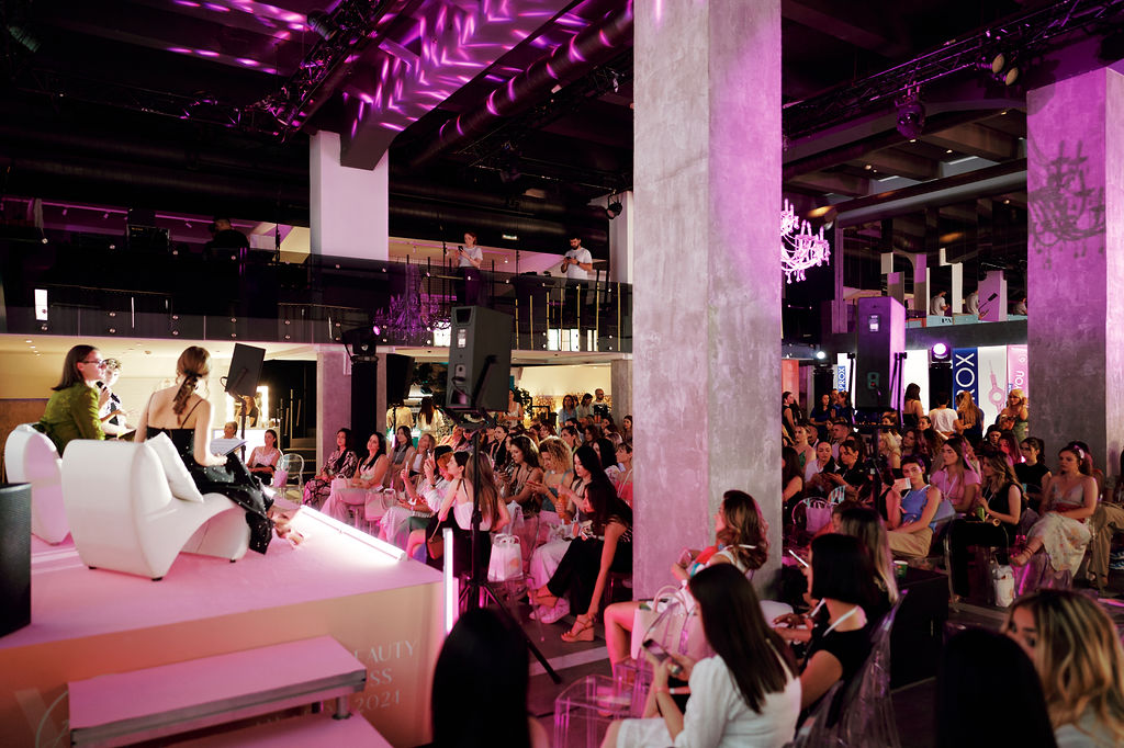 WANNABE BEAUTY HUB: Uživali smo na druženju o kojem se još priča evo kako je izgledao naš susret sa vama za WANNABE BEAUTY & WELLNESS AWARDS 2024! CAR 4924 WANNABE BEAUTY HUB: Uživali smo na druženju o kojem se još priča evo kako je izgledao naš susret sa vama za WANNABE BEAUTY & WELLNESS AWARDS 2024!