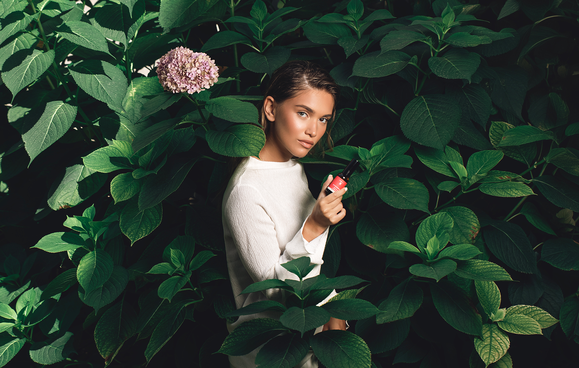 Clean beauty pokret je budućnost: Kako da se sačuvate od štetnih hemikalija u kozmetici i pronađete alternative za negu kože 1 2 Clean beauty pokret je budućnost: Kako da se sačuvate od štetnih hemikalija u kozmetici i pronađete alternative za negu kože