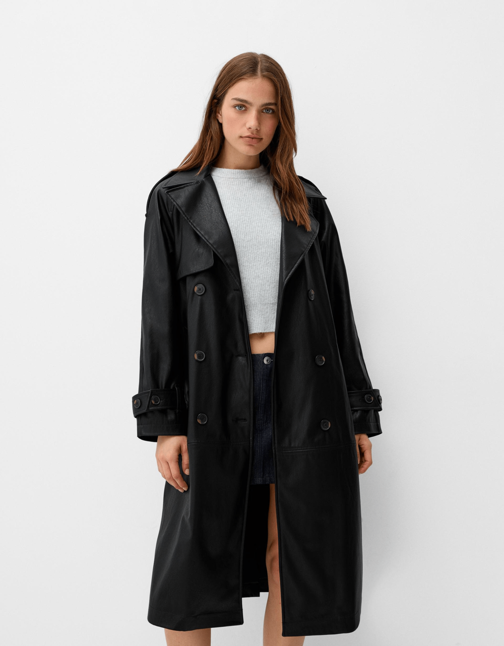 Trench mantili izaberite model uz koji ćete dočekati jesen Bershka mantil Trench mantili izaberite model uz koji ćete dočekati jesen