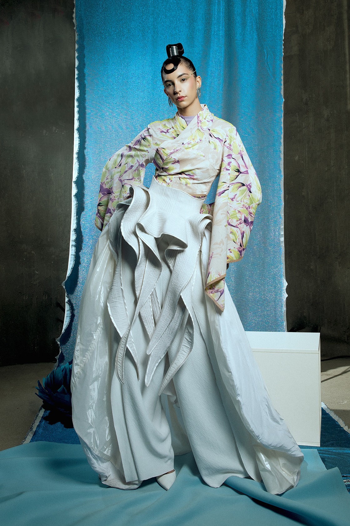 Zakoračili smo u čudesni NEOVERSE: Kako je kultni brend NEO Design evoluirao u proslavu zajedništva i “spore mode” na Perwoll Fashion Weeku 389A8887 Z Zakoračili smo u čudesni NEOVERSE: Kako je kultni brend NEO Design evoluirao u proslavu zajedništva i “spore mode” na Perwoll Fashion Weeku