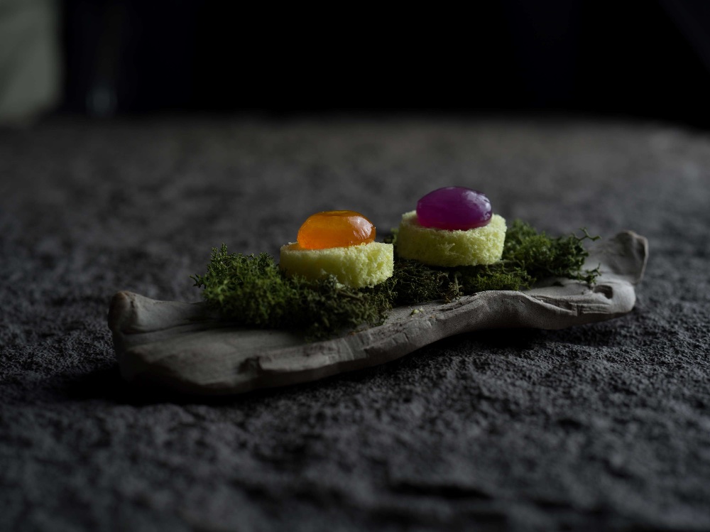 Doživeli smo svet molekularne gastronomije u Beogradu, i to je izgledalo ovako IQOS x Vladimir Kucera LCF media 4 Doživeli smo svet molekularne gastronomije u Beogradu, i to je izgledalo ovako