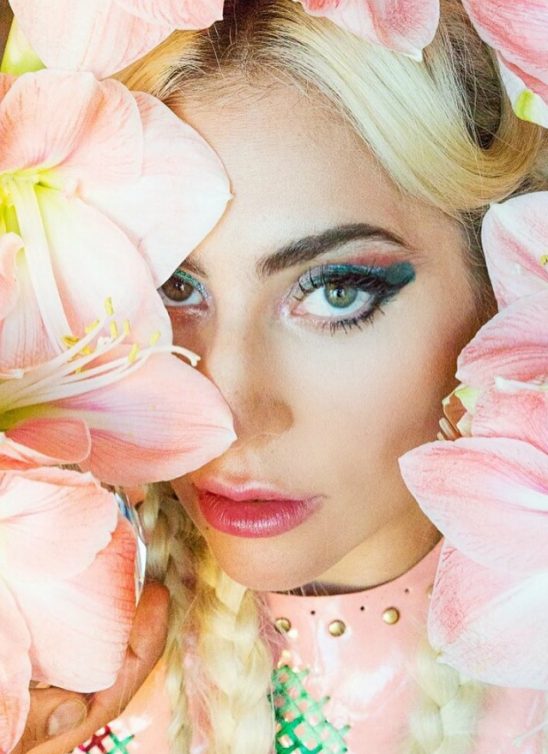 Lady Gaga nosi haljinu naše poznate dizajnerke