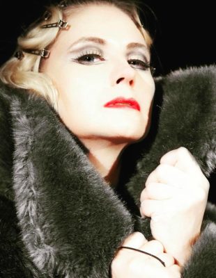 Folder, riznica: Ana Sofrenović
