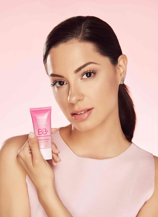 Pronađi malo vremena za savršenu kožu i osvoji Avon Anew Perfect Skin paket proizvoda! (VIDEO)