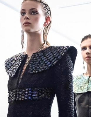 Chanel vs. Versace, Stari Egipat vs. čuveni hitovi devedesetih