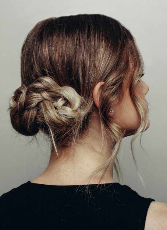 #HairHacks: Kako da neguješ kosu tokom leta + ideja za trendi frizuru za svaki dan