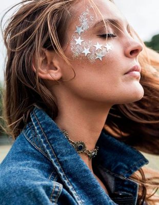 #TRENDINGSTYLE: Glitter za festival u ogromnim količinama je uvek IN