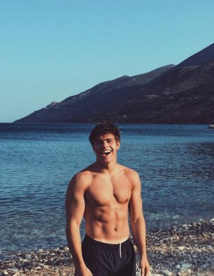 I dalje tražiš princa iz bajke? Ovih sedam real life prinčeva su i dalje single!