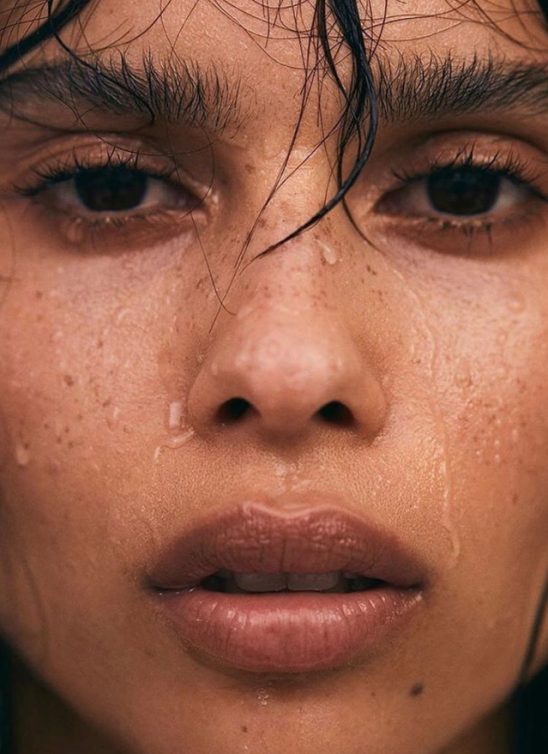 WANNABE HOT: Zoë Kravitz u saradnji sa Yves Saint Laurent objavljuje svoju prvu beauty kolekciju