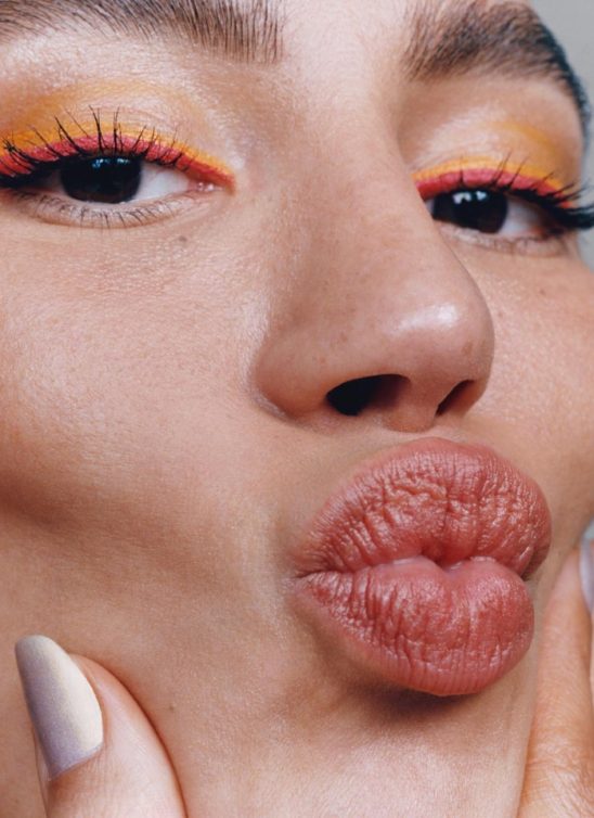 Glossier je omiljeni kozmetički brend milenijalaca, a mi ga želimo u svom kupatilu!