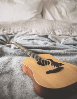 Klimakterični dnevnik: Polomljena gitara
