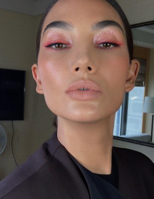 Od Rihanne do Hailey: Najbolji makeup lookovi koji će te inspirisati za prazničnu sezonu