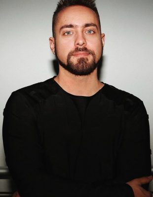 Mini koncert Igora Simića na WANNABE MAGAZINE IG TV