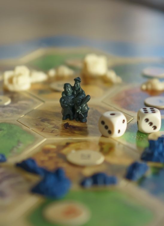 Najzanimljivije društvene igre za savršeno “game night” veče sa prijateljima!