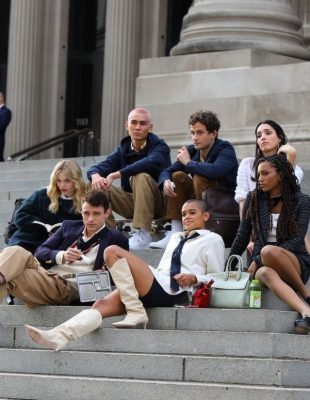 Reboot serije “Gossip girl” nam dolazi – a ovo su neki od outfita
