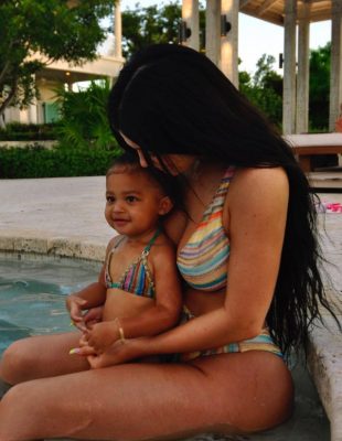 Kylie Jenner je objavila da kreira novi brend “Kylie Baby” – a ovo je sve što znamo o njemu